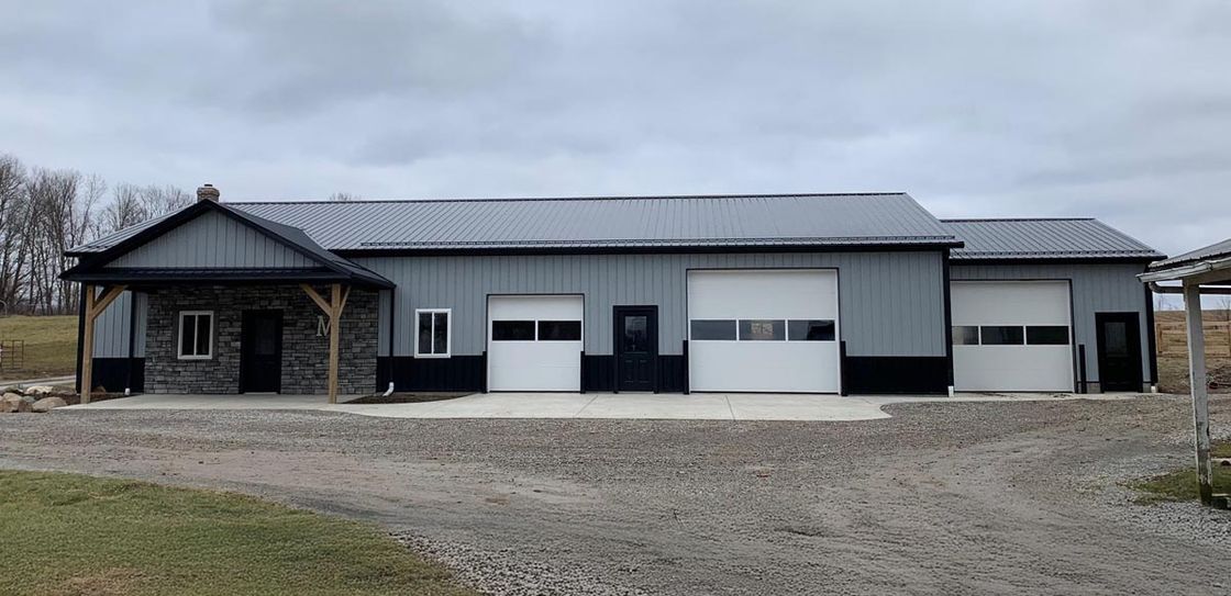 commercial pole building